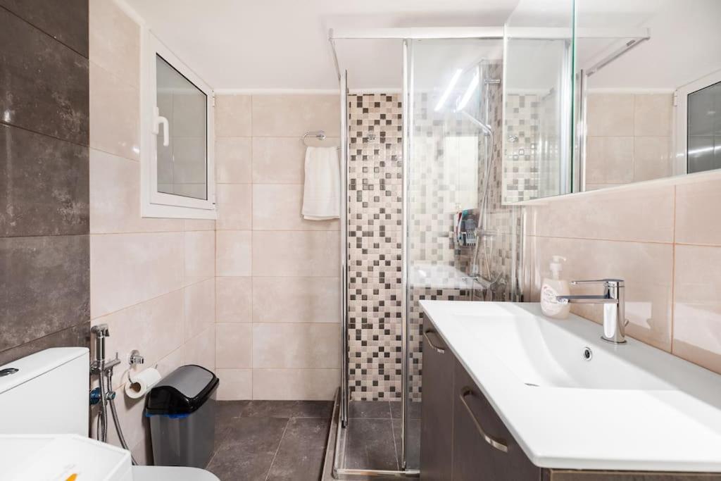 Comfy Flat Near Edem Beach By Atheniankeys Exterior foto